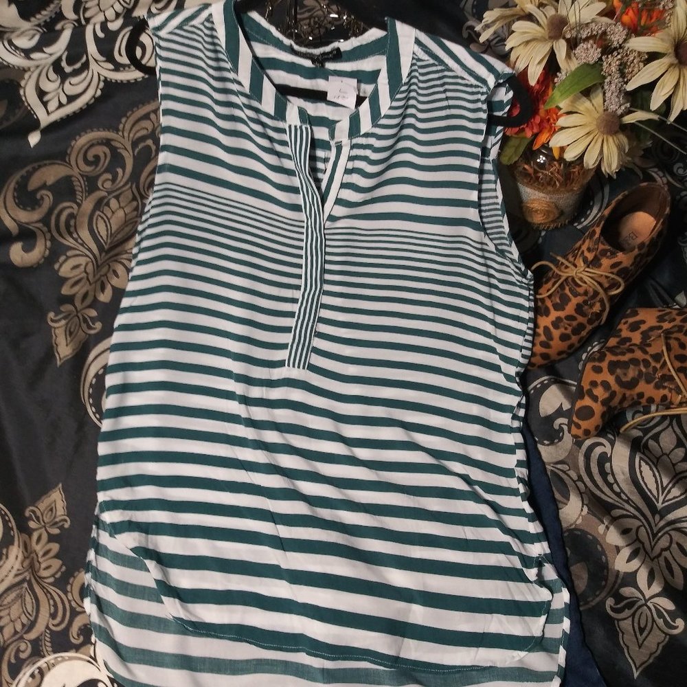 781 Size Large Velvet Heart Sleeveless Tunic